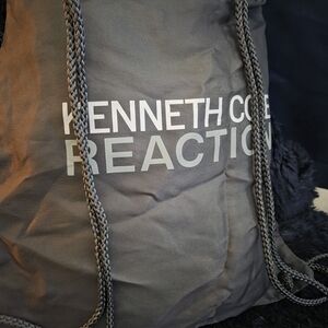 Kenneth Cole Reaction Gray Drawstring Backpack Lightweight Travel Gym Bag